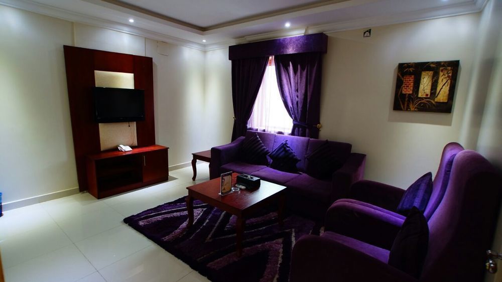 Al Muhaidb Al Takhasosi Hotel Riade Exterior foto